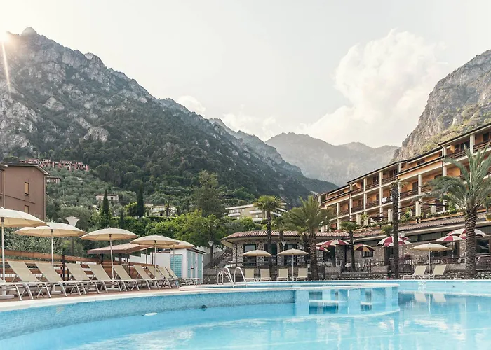Hotel Caravel Limone sul Garda